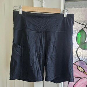 CRZ Yoga shorts - New with tags - Sz Large Black 6 in inseam